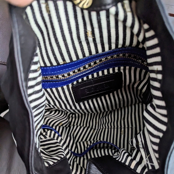 L.A.M.B black leather handbag - Picture 5 of 6